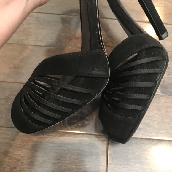 Ralph Lauren | Black Suede Heels - Picture 6 of 8